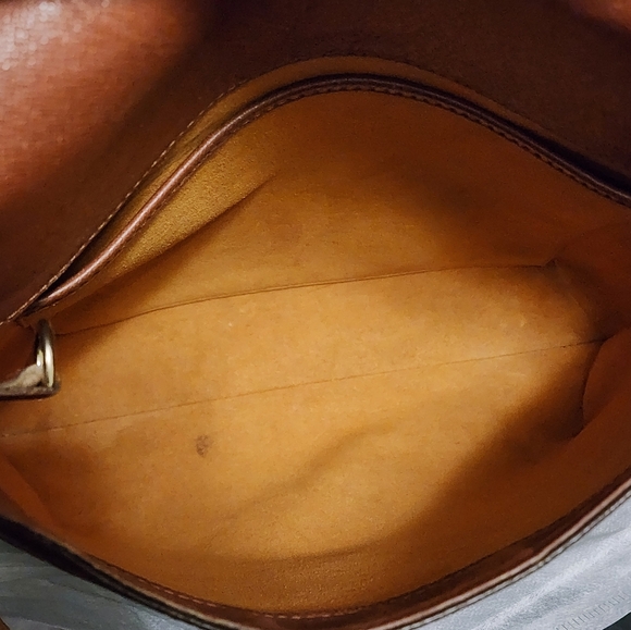 Louis Vuitton Monogram Musette Salsa GM Crossbody - Picture 5 of 16